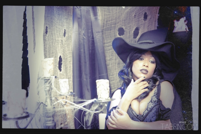 Tabrin's A Freaky Witch Slut (Gallery)